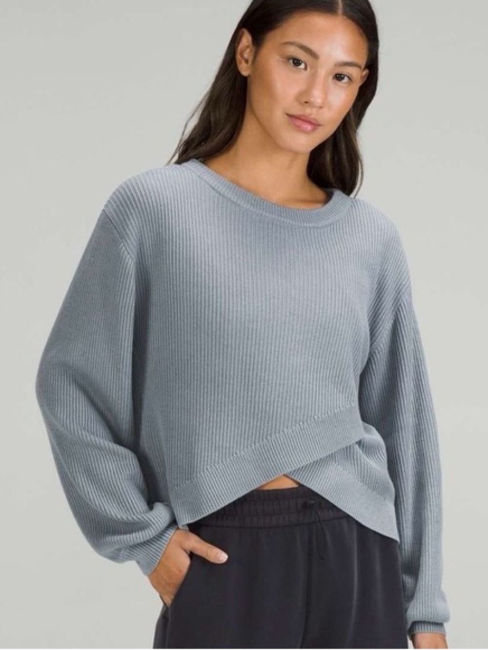 Lululemon Reversible Crossover Sweater ribbed in a light blue/silvery blue sz 2
